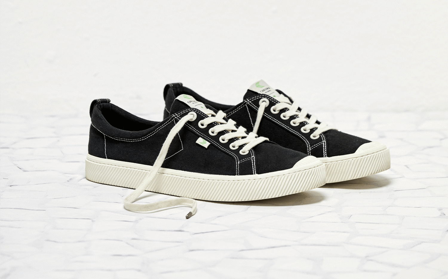 Featured Noctis Runner sneaker